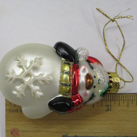 Unique Treasures Glass Penguin 3" Christmas Ornament in original box - Picture 3 of 15